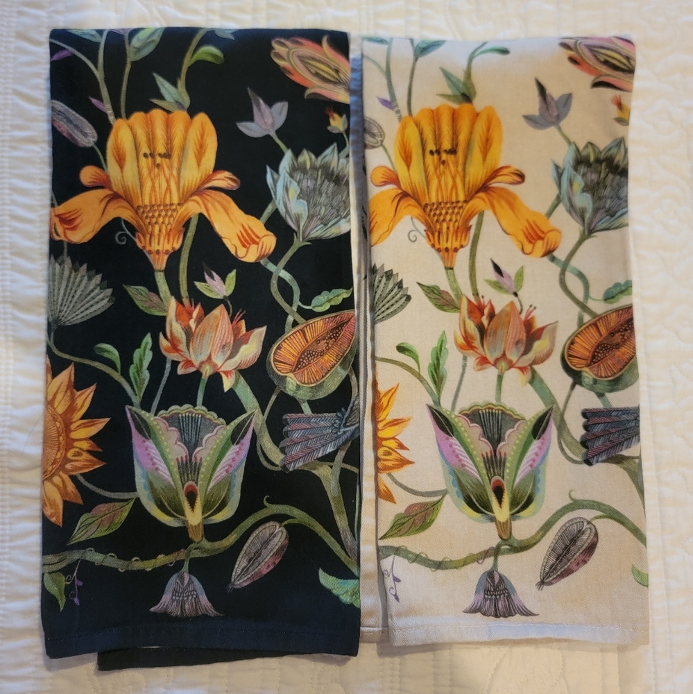 Zara Home Printed Kitchen Towels 20"×28" Set of 2- Matching Set Black & Beige